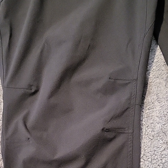 L.L. Bean Men's Black Track pants - Picture 5 of 10